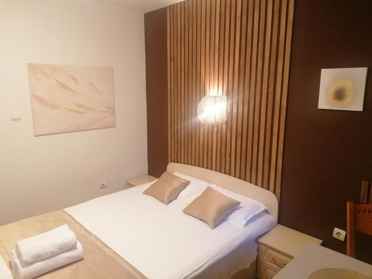 Petkov Family Hotel Blagoevgrad Bagian luar foto