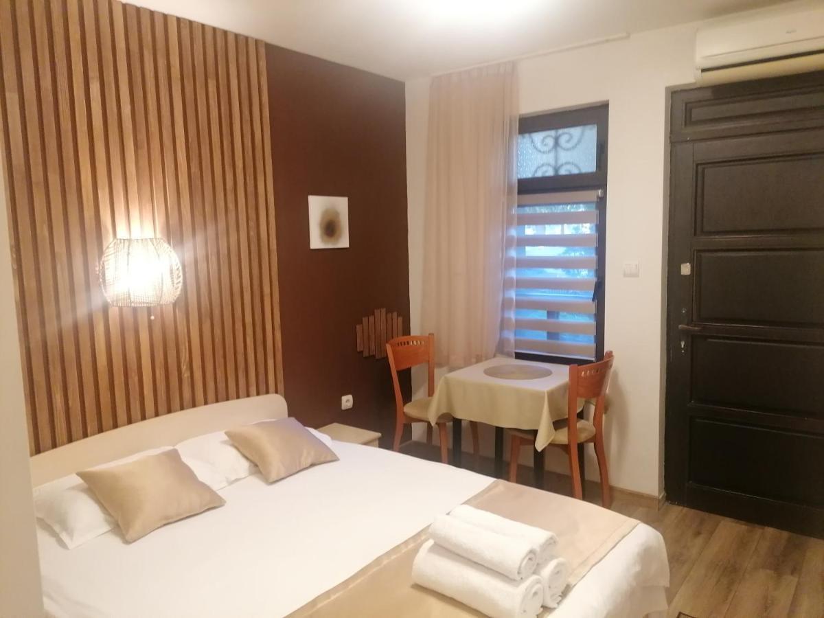 Petkov Family Hotel Blagoevgrad Bagian luar foto