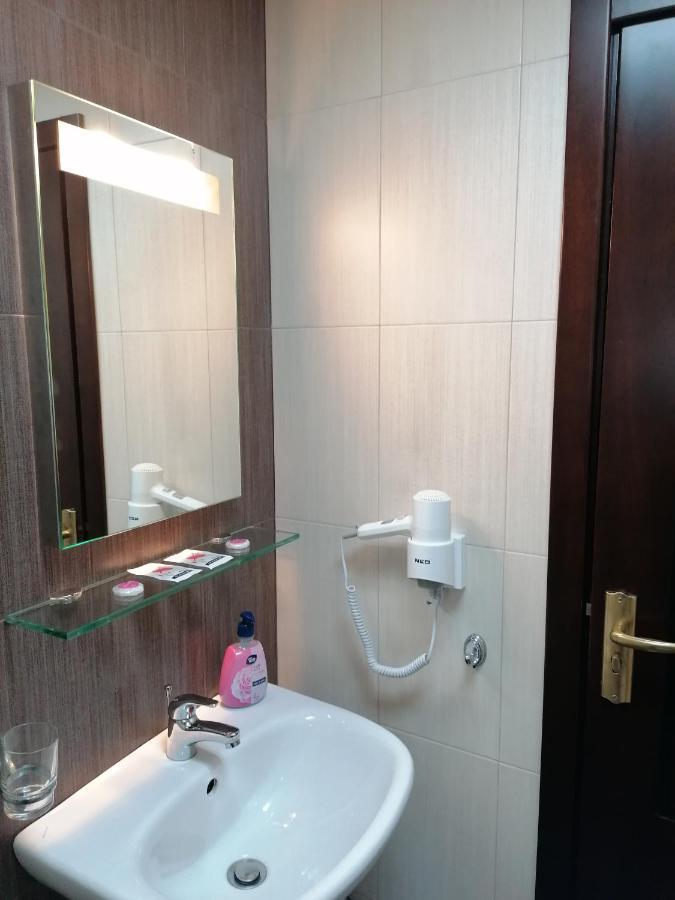 Petkov Family Hotel Blagoevgrad Bagian luar foto
